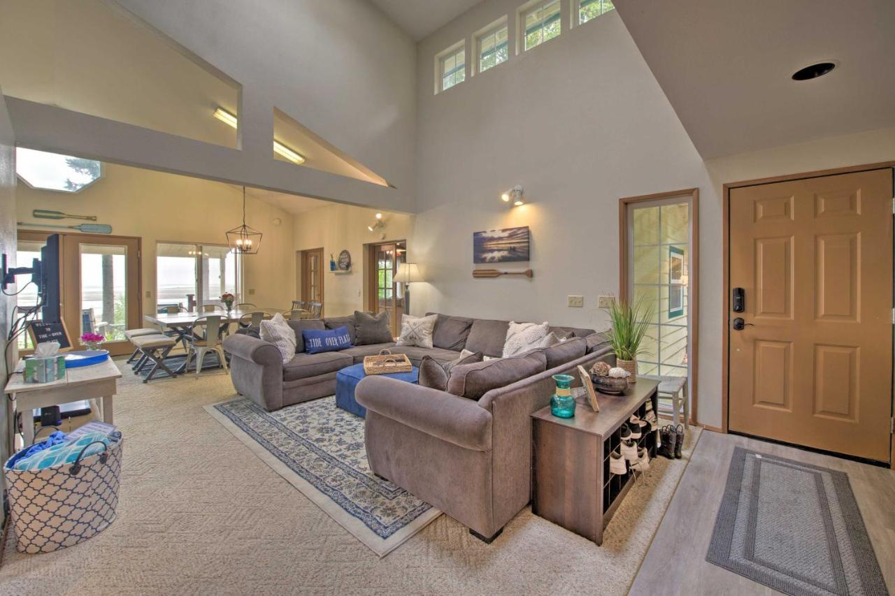 Warm Beach Hideaway With Private Beach! Stanwood Exteriér fotografie