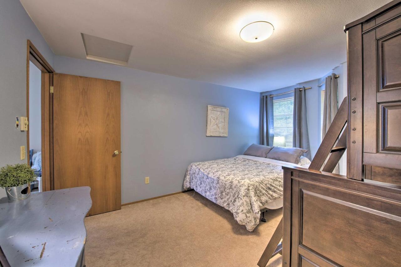 Warm Beach Hideaway With Private Beach! Stanwood Exteriér fotografie